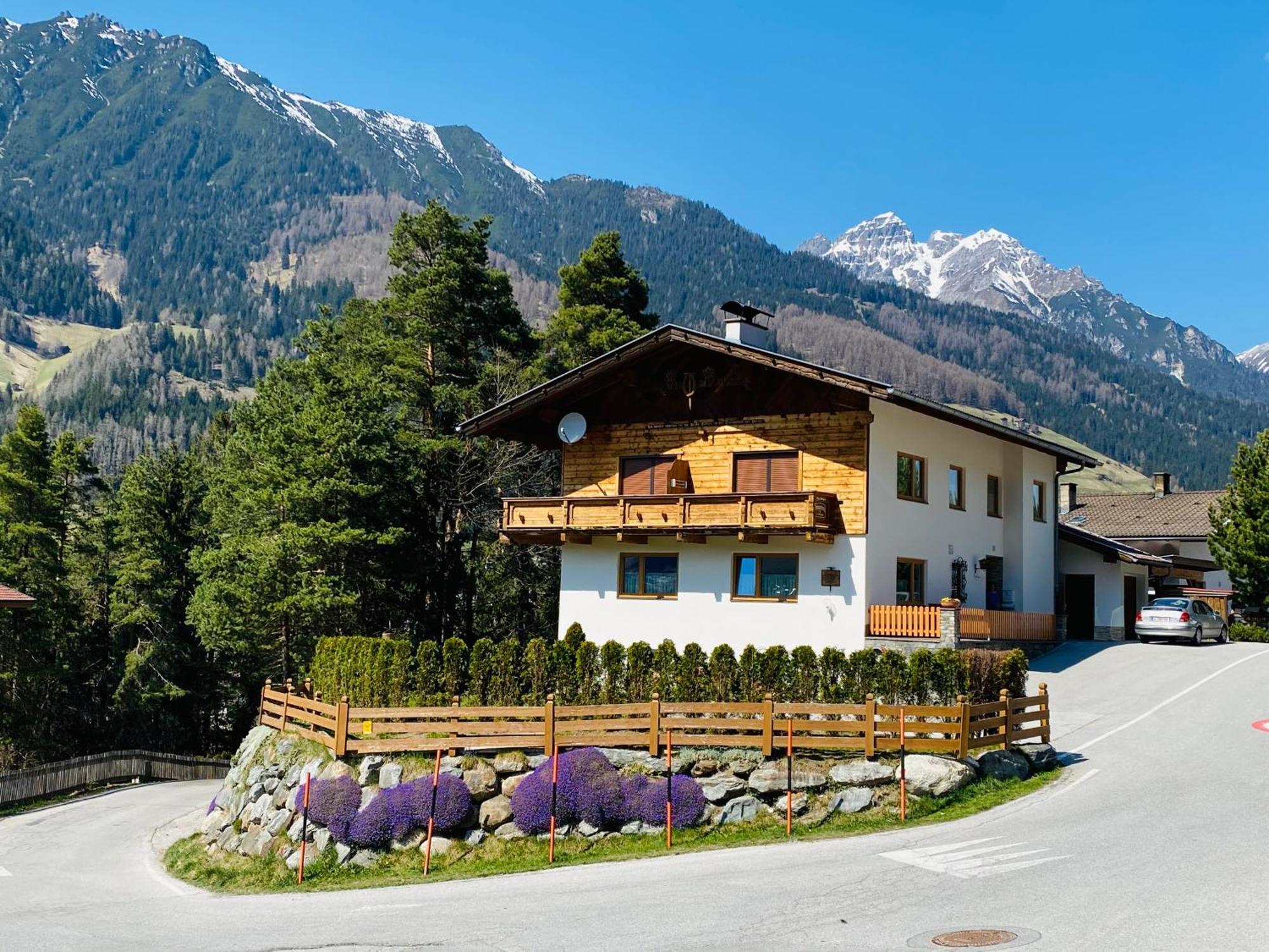 Appartement Haus Wildspitz à Neustift im Stubaital Extérieur photo
